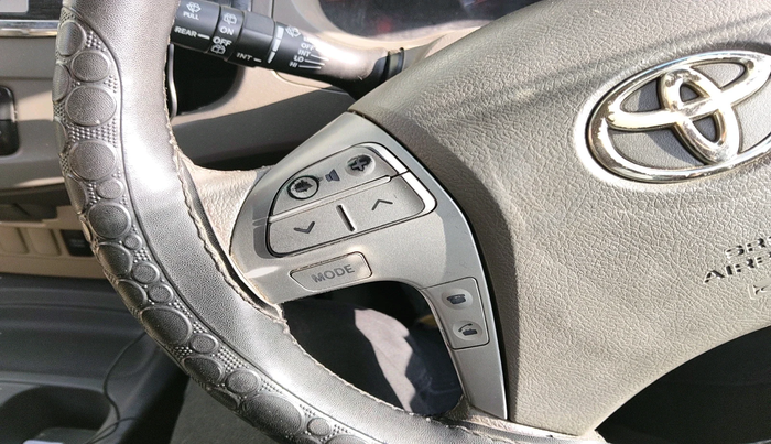 2013 Toyota Fortuner 3.0 4X2 AT, Diesel, Automatic, 2,26,988 km, interior