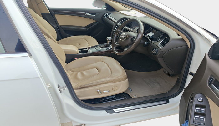2013 Audi A4 2.0 TDI, Diesel, Automatic, 1,30,243 km, interior