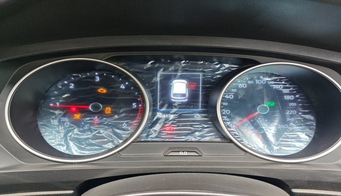 2017 Volkswagen TIGUAN COMFORTLINE TDI AT, Diesel, Automatic, 1,69,176 km, interior