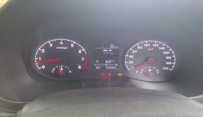 2018 Hyundai Verna 1.6 VTVT SX, Petrol, Manual, 59,569 km, interior