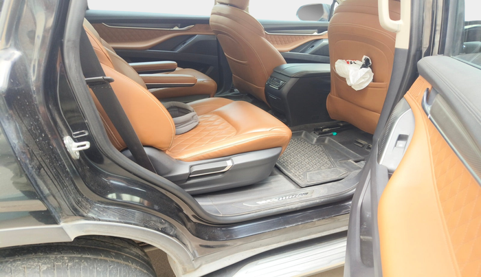 2022 MG GLOSTER SAVVY 6 STR 2.0 TWIN TURBO 4WD, Diesel, Automatic, 46,182 km, interior