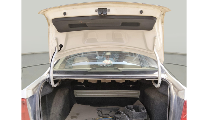 2012 Volkswagen Vento HIGHLINE DIESEL 1.6, Diesel, Manual, 1,00,308 km, exterior