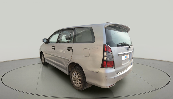 2012 Toyota Innova VX 2.5 8 STR, Diesel, Manual, 1,92,145 km, exterior