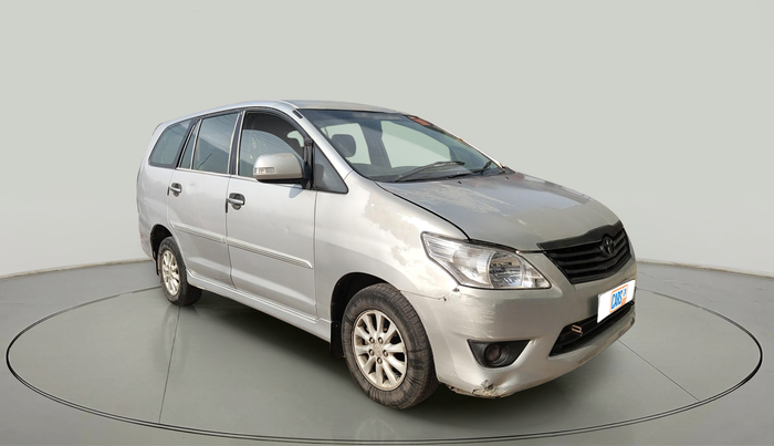 2012 Toyota Innova VX 2.5 8 STR, Diesel, Manual, 1,92,145 km, exterior