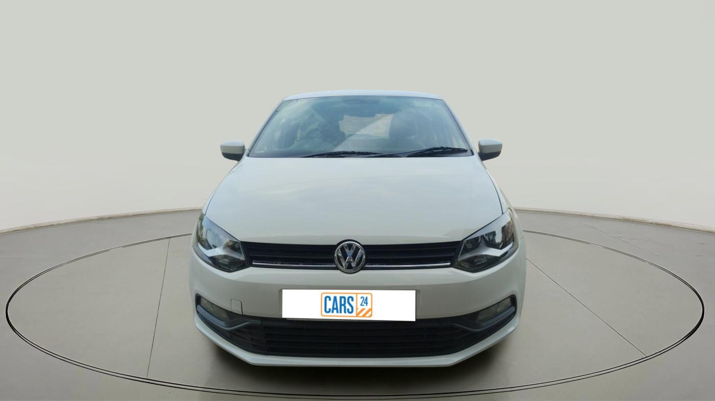2014 Volkswagen Polo COMFORTLINE 1.5L, Diesel, Manual, 1,56,093 km, exterior