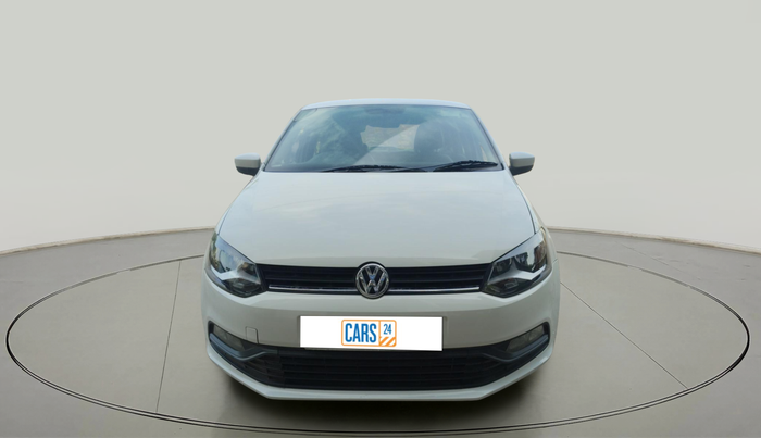 2014 Volkswagen Polo COMFORTLINE 1.5L, Diesel, Manual, 1,56,093 km, exterior