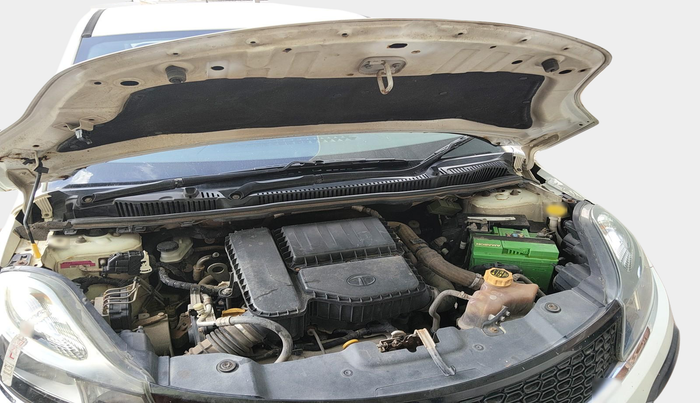 2017 Tata NEXON XM DIESEL, Diesel, Manual, 1,39,632 km, exterior