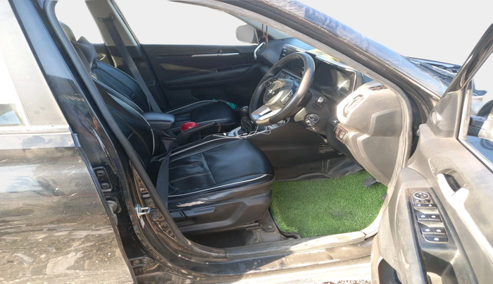 2022 KIA SONET HTK PLUS 1.2, Petrol, Manual, 1,20,338 km, interior