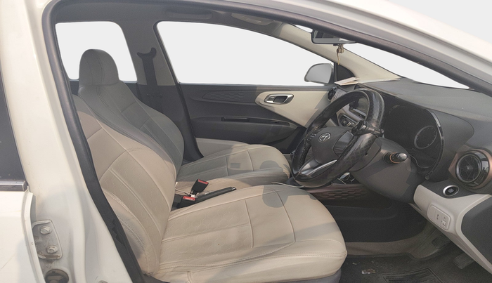 2022 Hyundai AURA SX 1.2 CNG, Petrol, Manual, 1,21,399 km, interior