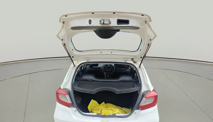 2016 Tata Tiago XT DIESEL, Diesel, Manual, 1,90,000 km, exterior