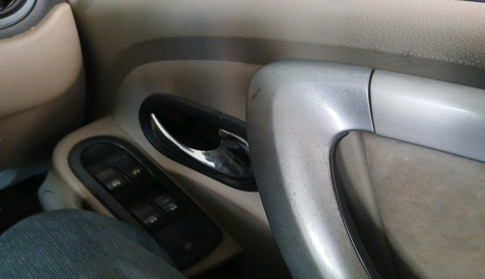 2014 Nissan Terrano XL D PLUS, Diesel, Manual, 63,960 km, interior