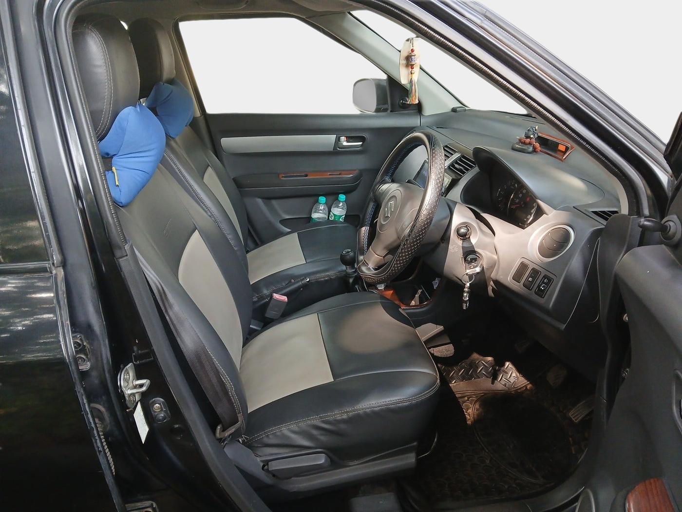 2010 Maruti Swift VXI, Petrol, Manual, 50,155 km, interior