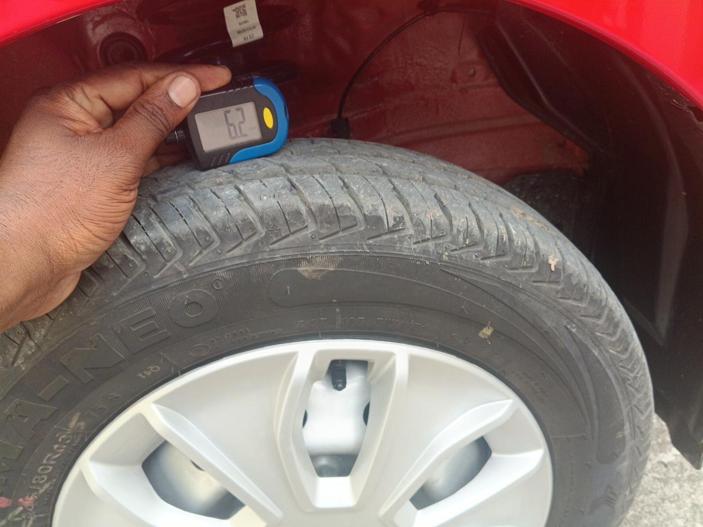 2025 Maruti Alto K10 LXI, Petrol, Manual, 1,711 km, tyre