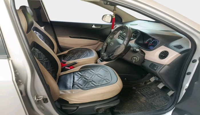 2015 Hyundai Xcent SX 1.2 (O), Petrol, Manual, 54,953 km, interior