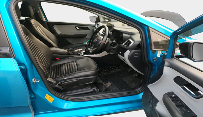 2021 Tata ALTROZ XZ PETROL, Petrol, Manual, 50,985 km, interior