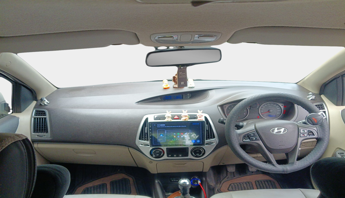 2013 Hyundai i20 SPORTZ 1.2, Petrol, Manual, 56,645 km, interior