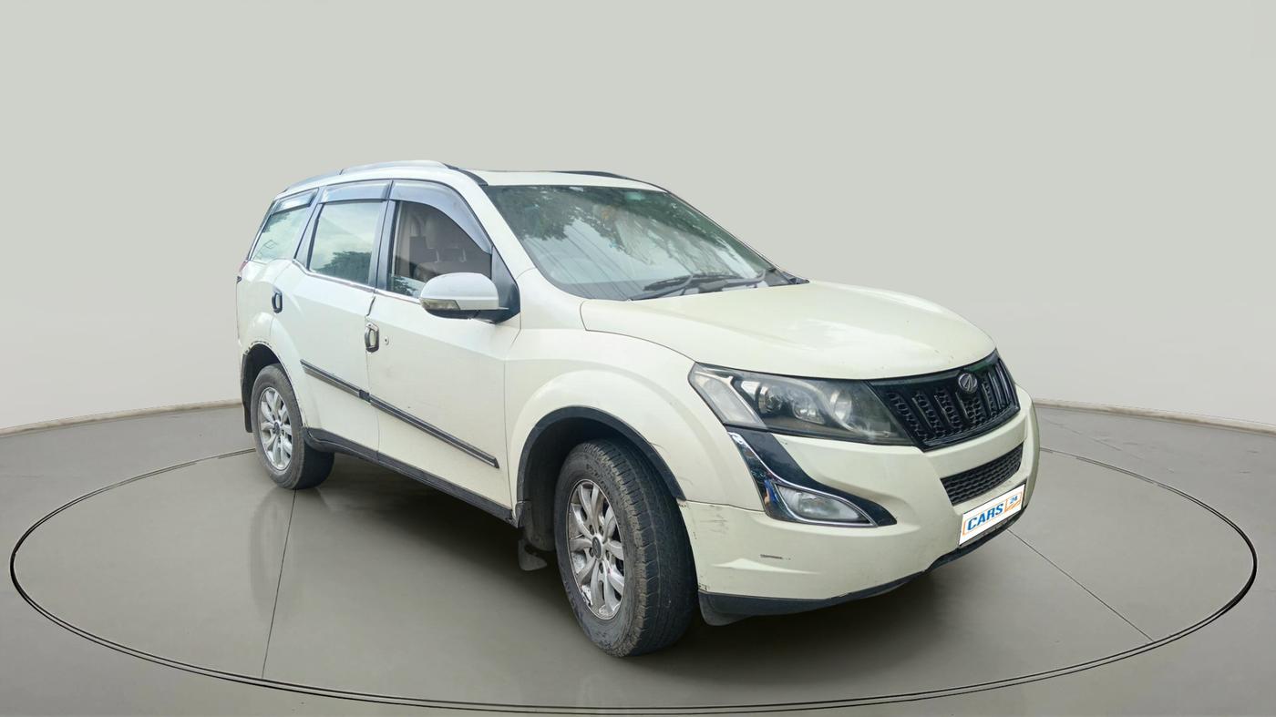2015 Mahindra XUV500 W10, Diesel, Manual, 52,387 km, exterior
