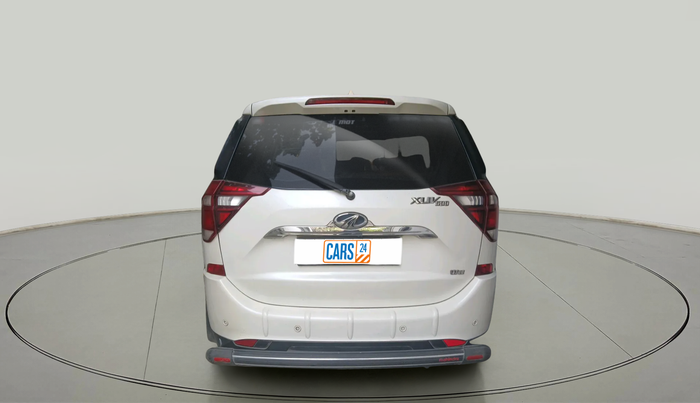 2021 Mahindra XUV500 W11, Diesel, Manual, 62,932 km, exterior