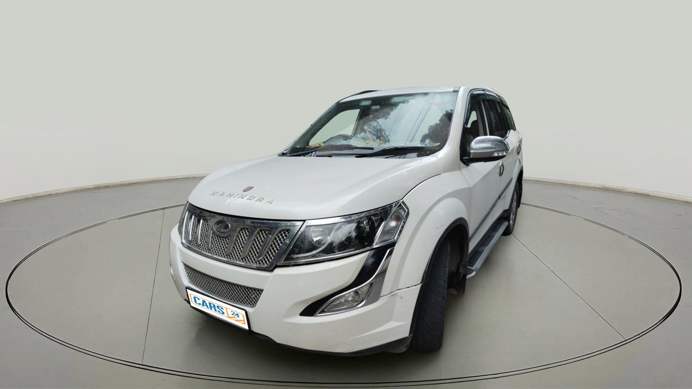 2017 Mahindra XUV500 W10, Diesel, Manual, 1,10,171 km, exterior