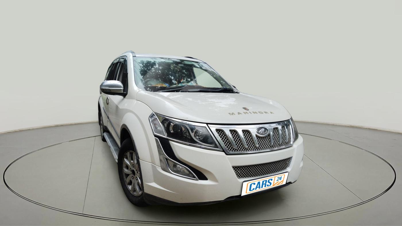 2017 Mahindra XUV500 W10, Diesel, Manual, 1,10,171 km, exterior