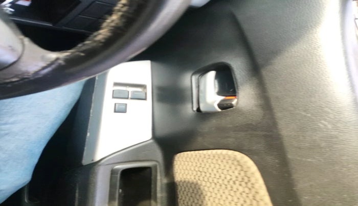 2016 Maruti Wagon R 1.0 LXI, Petrol, Manual, 39,829 km, interior