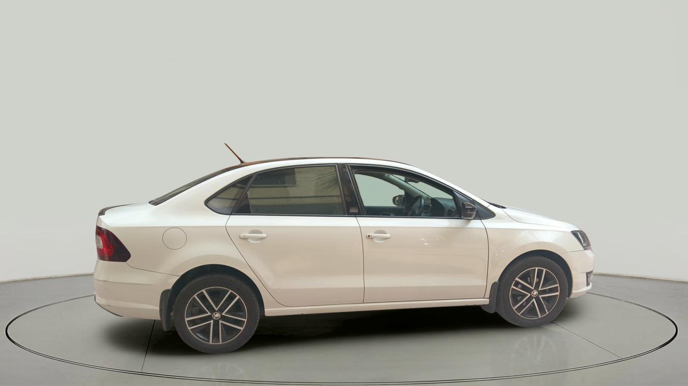 2019 Skoda Rapid STYLE 1.5 TDI, Diesel, Manual, 60,008 km, exterior
