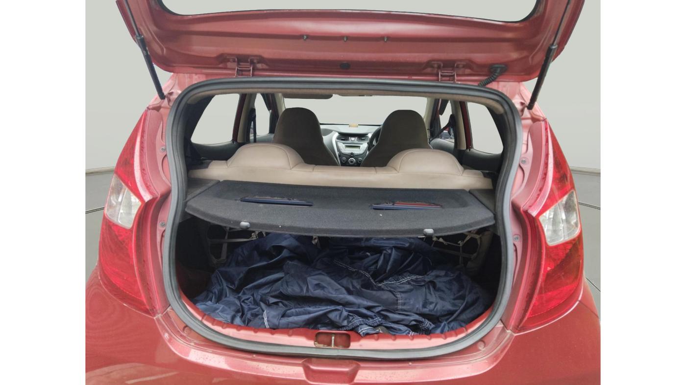 2014 Hyundai Eon SPORTZ, Petrol, Manual, 61,916 km, exterior