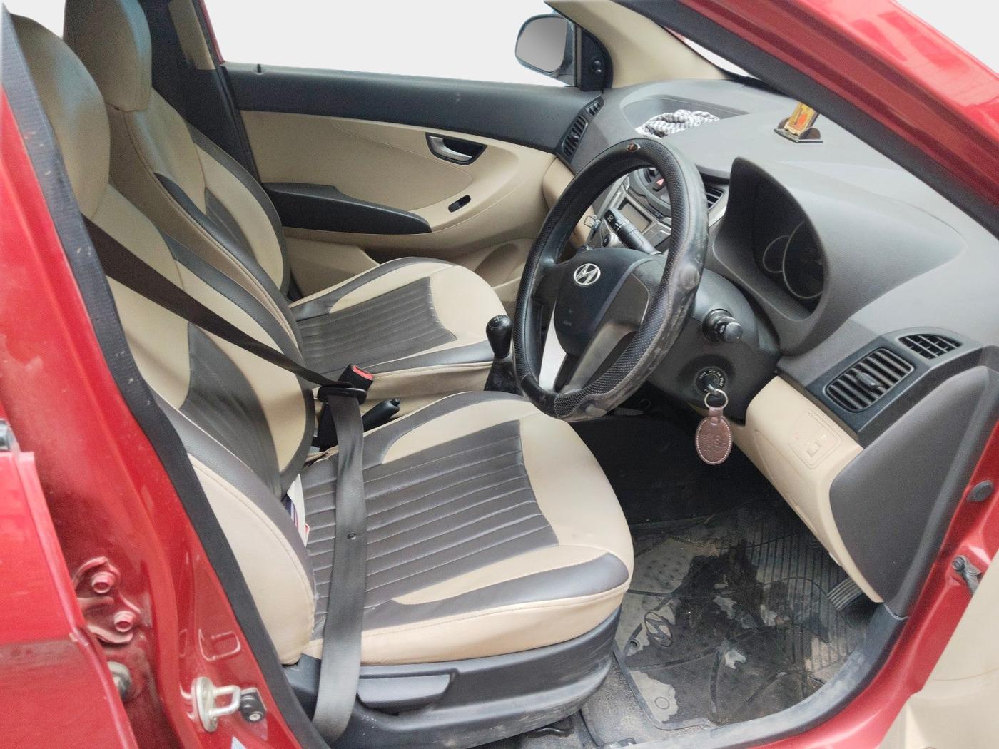 2014 Hyundai Eon SPORTZ, Petrol, Manual, 61,916 km, interior