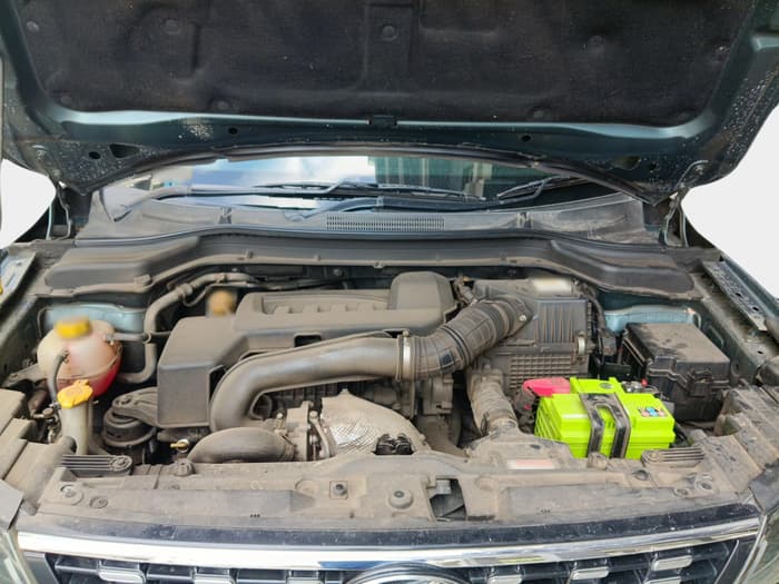 2019 Mahindra XUV300 W8 (O) 1.5 DIESEL, Diesel, Manual, 37,021 km, exterior
