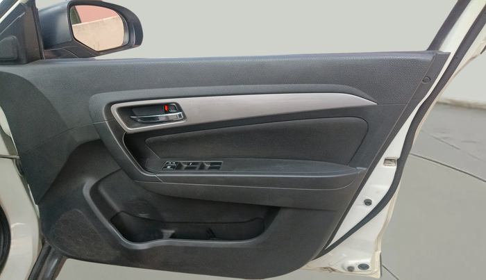 2016 Maruti Vitara Brezza ZDI, Diesel, Manual, 42,028 km, interior