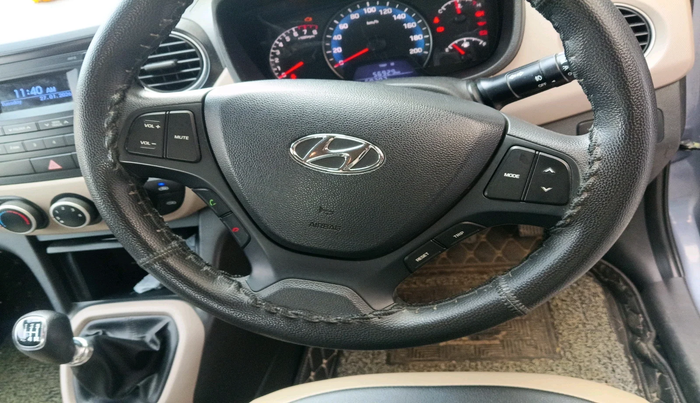 2016 Hyundai Xcent S 1.2, Petrol, Manual, 58,297 km, interior