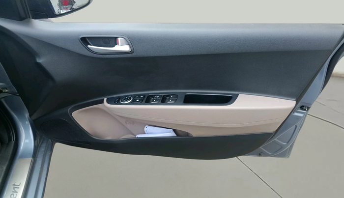 2016 Hyundai Xcent S 1.2, Petrol, Manual, 58,297 km, interior