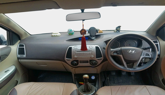 2011 Hyundai i20 SPORTZ 1.2, Petrol, Manual, 51,685 km, interior