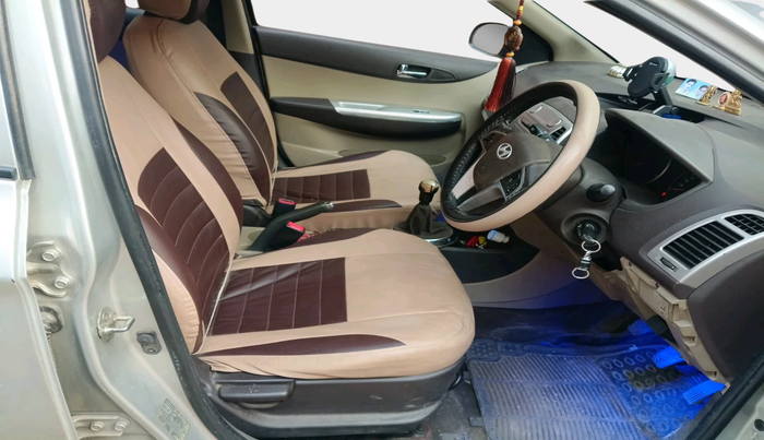 2011 Hyundai i20 SPORTZ 1.2, Petrol, Manual, 51,685 km, interior