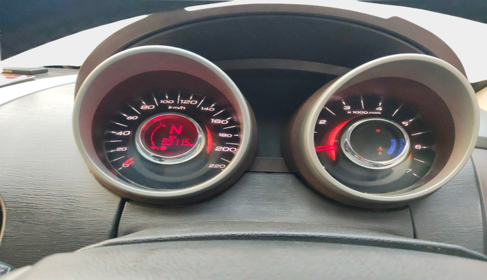 2014 Mahindra XUV500 W8, Diesel, Manual, 89,115 km, interior