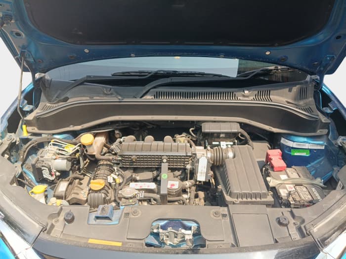 2024 Tata PUNCH CREATIVE  1.2 RTN DUAL TONE, Petrol, Manual, 4,050 km, exterior