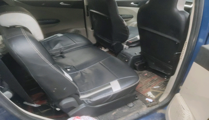 2021 Renault TRIBER RXZ, Petrol, Manual, 27,564 km, interior