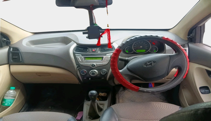 2014 Hyundai Eon MAGNA +, Petrol, Manual, 63,885 km, interior