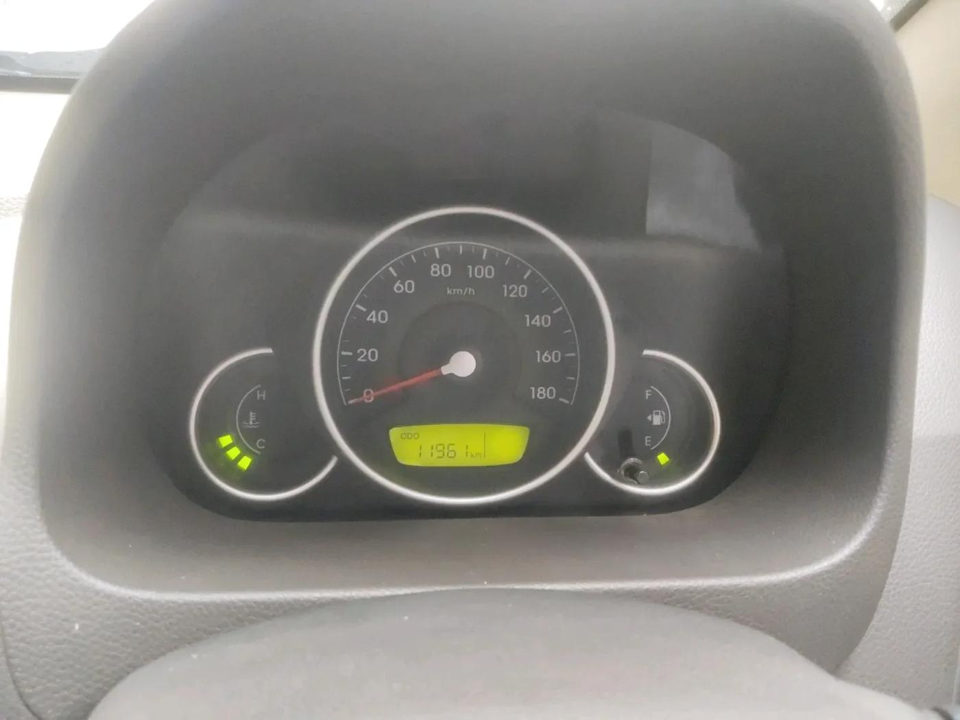 2016 Hyundai Eon SPORTZ, Petrol, Manual, 11,961 km, interior