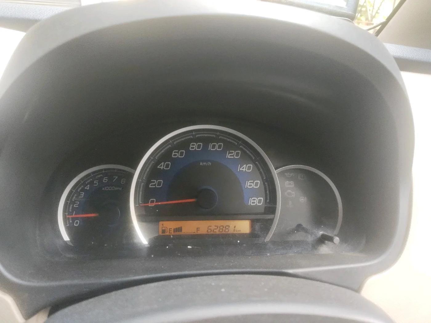 2018 Maruti Wagon R 1.0 VXI, Petrol, Manual, 62,881 km, interior