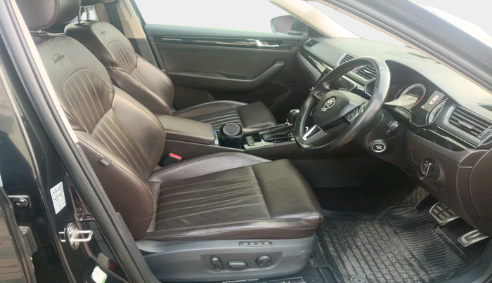2019 Skoda Superb L&K 1.8 TSI AT, Petrol, Automatic, 84,063 km, interior