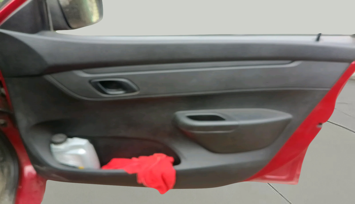 2017 Renault Kwid RXT 1.0, Petrol, Manual, 55,605 km, interior