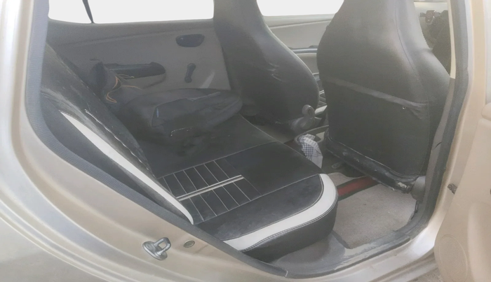 2010 Hyundai i10 ERA 1.1, Petrol, Manual, 74,572 km, interior