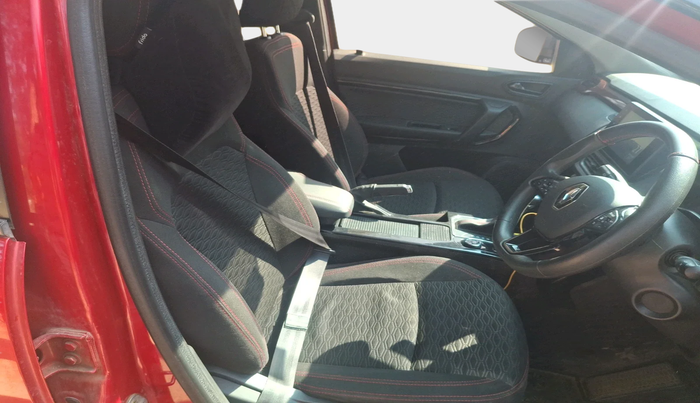 2022 Renault Kiger RXZ TURBO CVT DUAL TONE, Petrol, Automatic, 25,886 km, interior