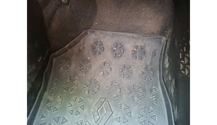 2022 Renault Kiger RXZ TURBO CVT DUAL TONE, Petrol, Automatic, 25,886 km, interior