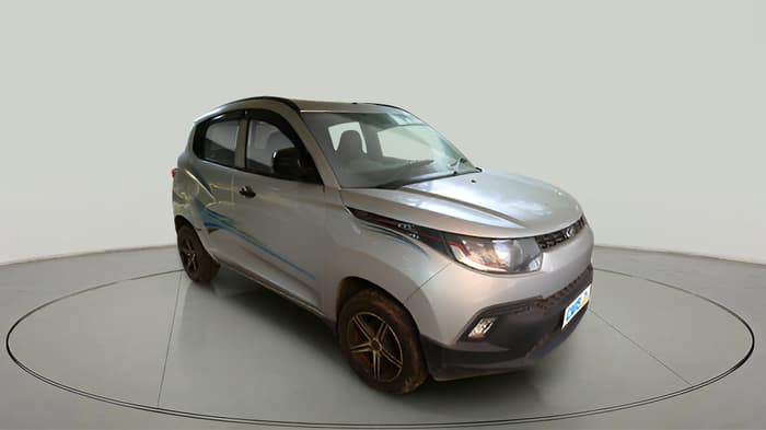 2017 Mahindra Kuv100 K2 6 STR, Petrol, Manual, 30,707 km, exterior