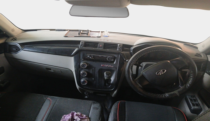 2017 Mahindra Kuv100 K2 6 STR, Petrol, Manual, 30,707 km, interior