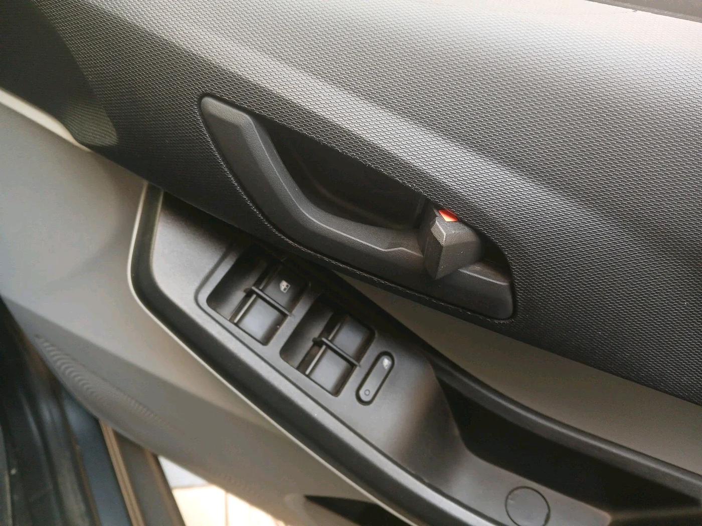 2024 Tata Tiago XT RHYTHM PETROL, Petrol, Manual, 4,099 km, interior