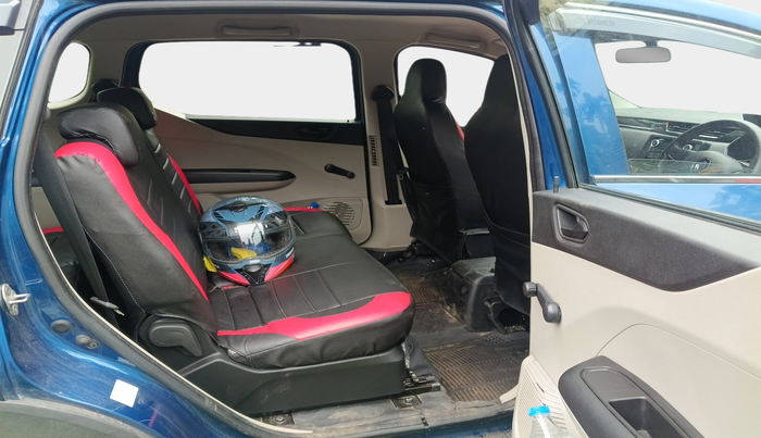 2021 Renault TRIBER RXL AMT, Petrol, Automatic, 10,844 km, interior