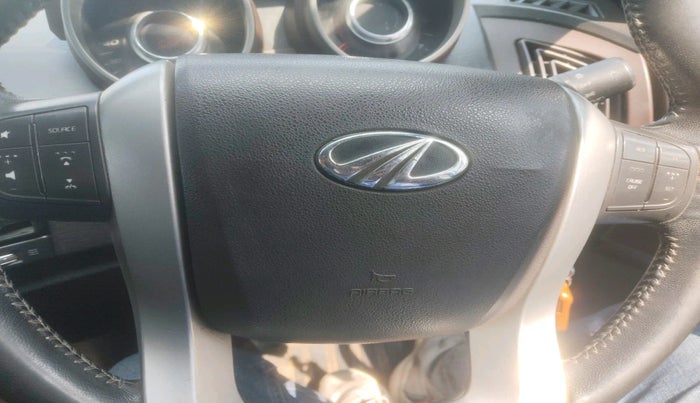 2012 Mahindra XUV500 W8, Diesel, Manual, 1,08,054 km, interior